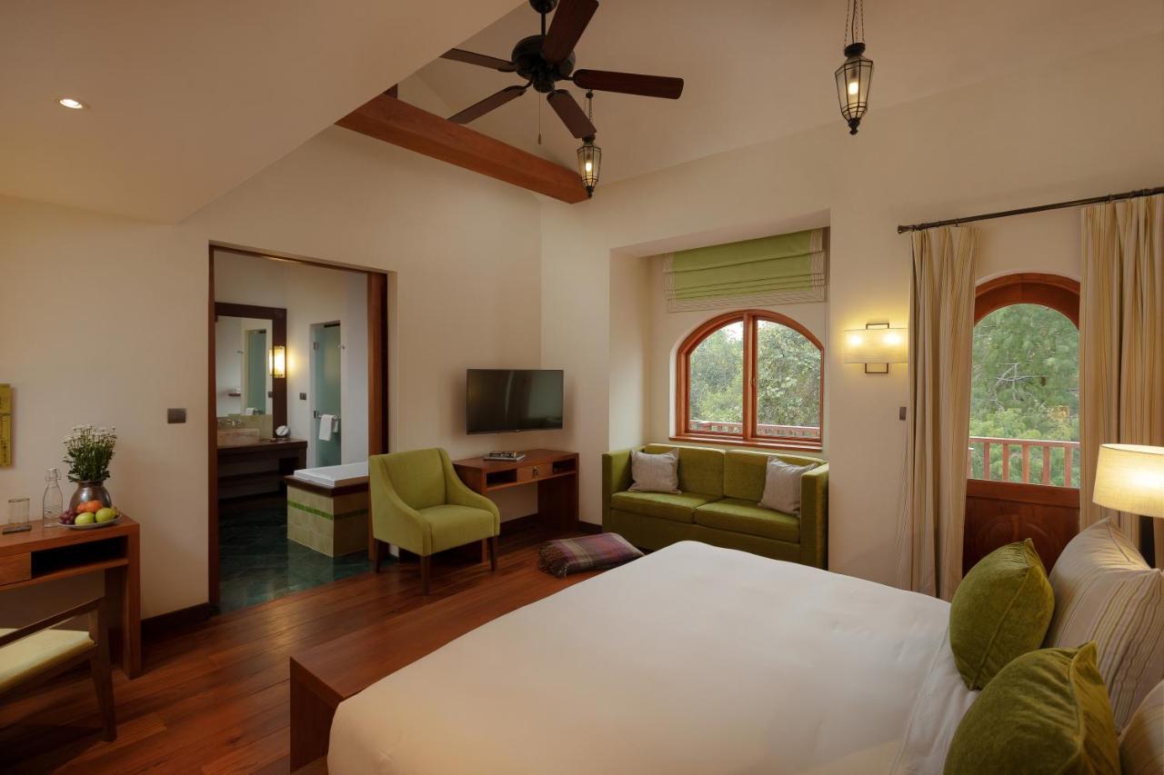 Sanctum Inle Resort Inle Lake Exterior foto