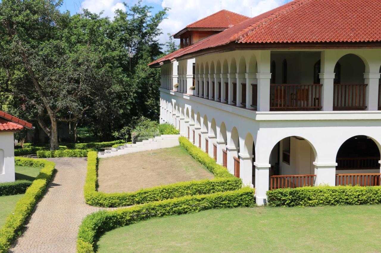 Sanctum Inle Resort Inle Lake Exterior foto